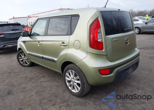 KNDJT2A60C7415714: 41472904