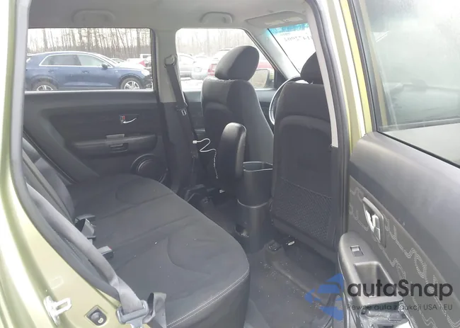 KNDJT2A60C7415714: 41472904