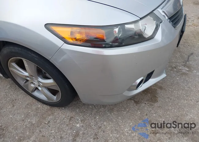 JH4CU2F67BC018620: 41473843