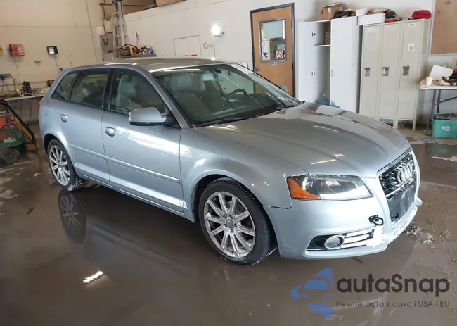 WAUKJBFM2BA008350: 41476304