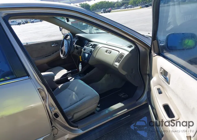 1HGCG56472A108436: 41477914