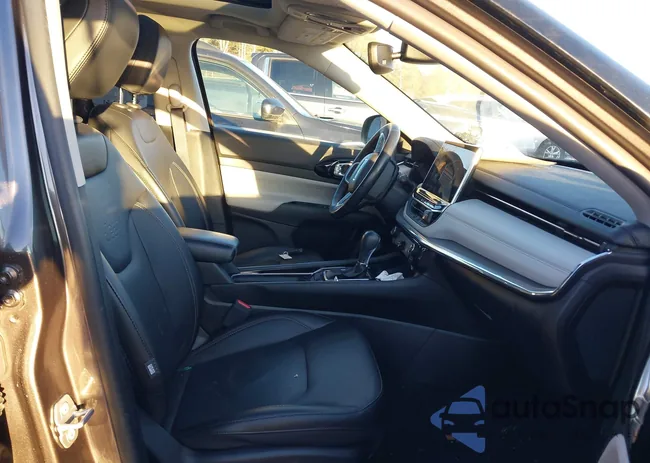 3C4NJDCB8NT113289: 41478941