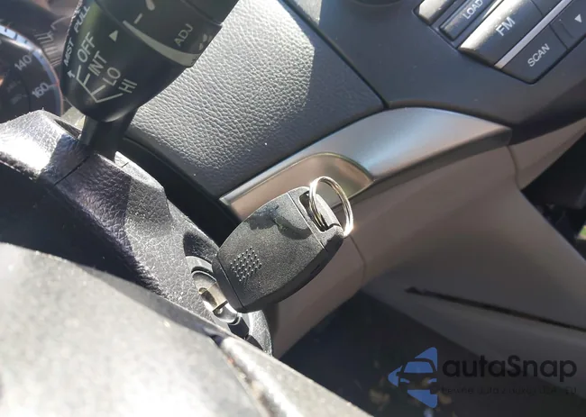 1HGCP3F71AA012380: 41480353