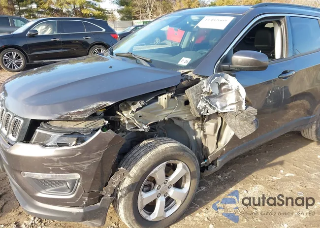 3C4NJDBB0JT316396: 41482668