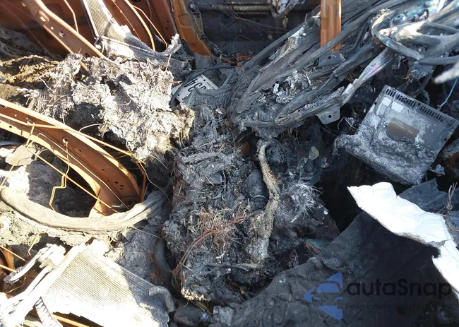 5XYZTDLB7GG340057: 41485574