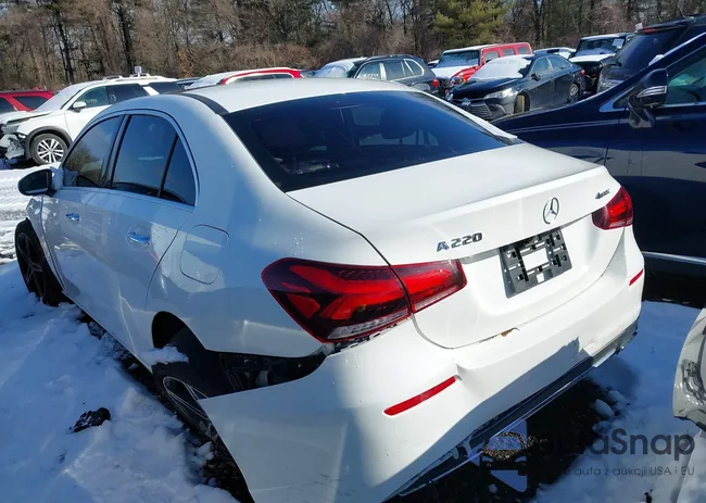 WDD3G4FB0KW032008: 41486792