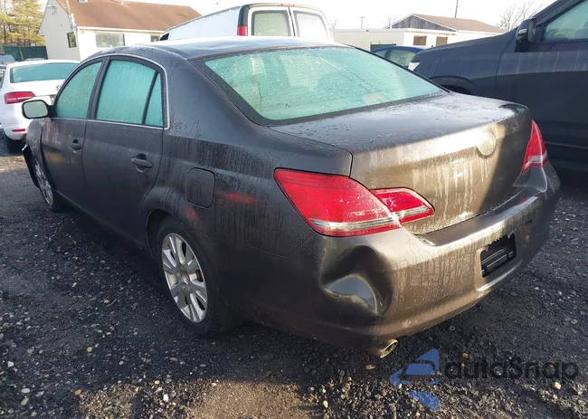 4T1BK36B88U313407: 41486802