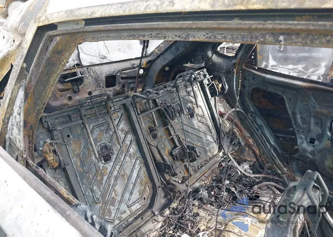 KM8K6CAB0PU992938: 41487955