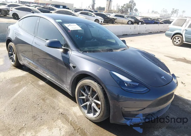 5YJ3E1EB3NF199567: 41488019