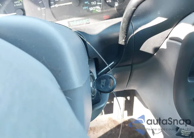 1B4GP44R3YB742612: 41488818