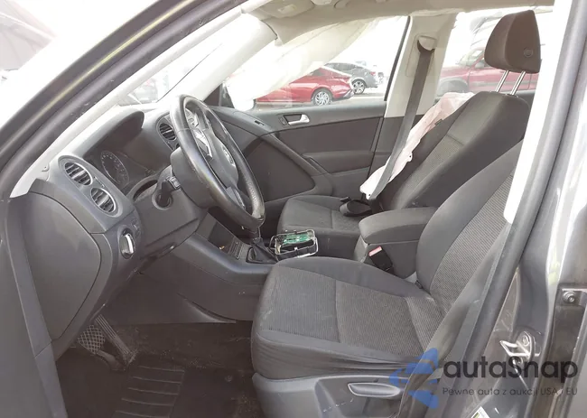 WVGAV3AX7DW621978: 41488984