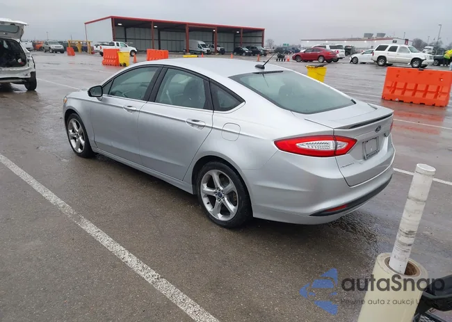 3FA6P0H74FR104741: 41489752