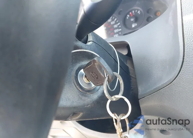 1FAFP34N35W208140: 41489906