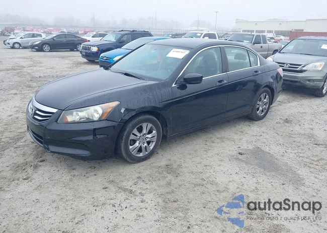 1HGCP2F62BA084093: 41489362