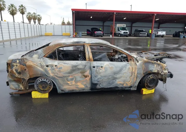 2T1BURHE4FC358945: 41489653