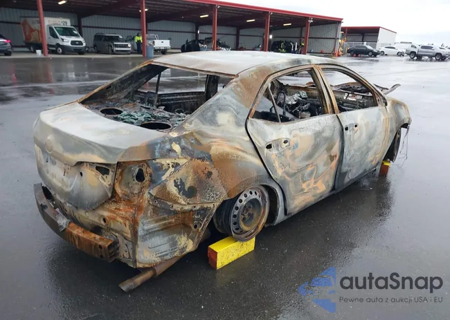 2T1BURHE4FC358945: 41489653