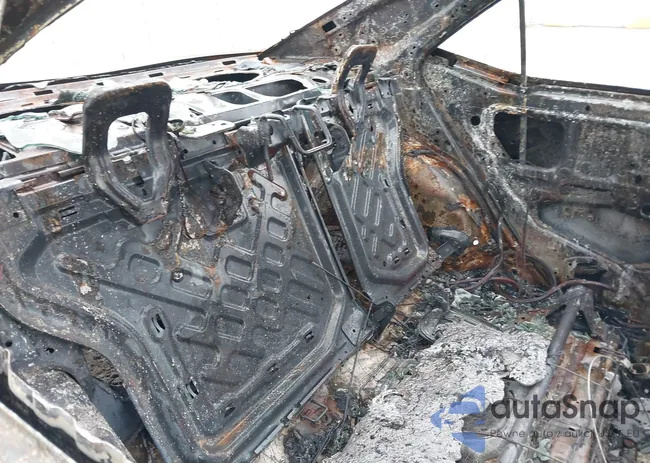 2T1BURHE4FC358945: 41489653