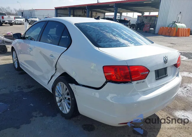 3VWLL7AJ7EM359951: 41493136