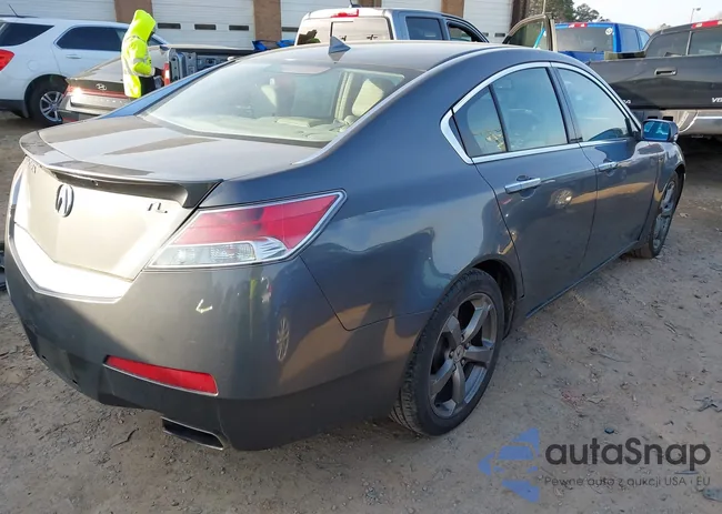 19UUA8F58AA019599: 41493247