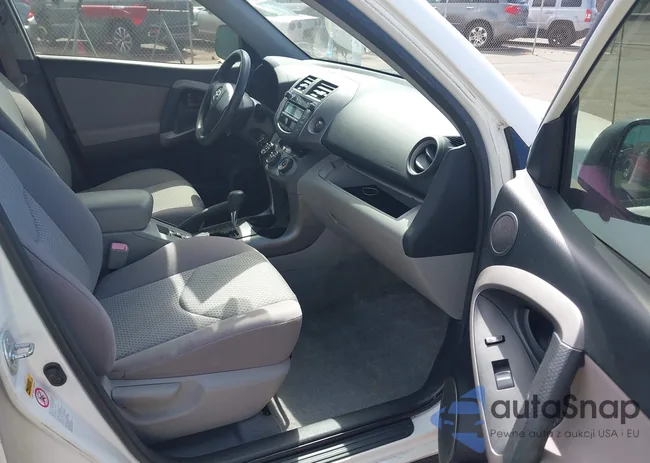 JTMBD33V165021263: 41493259