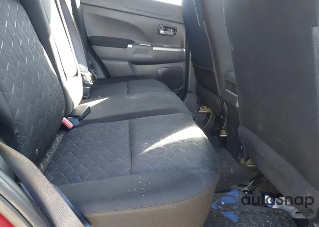 JA4AP4AU8LU002336: 41493522