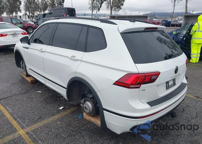 3VVCB7AX3PM133002: 41493747