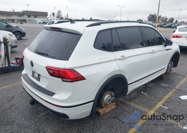 3VVCB7AX3PM133002: 41493747