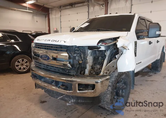 1FT7W2BTXHEC81609: 41497213