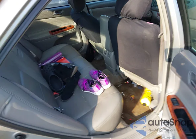 4T1BE32K53U762615: 41496627