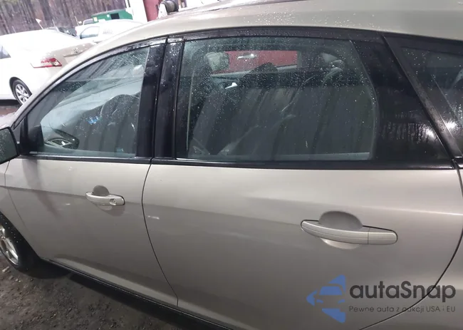 1FADP3K28FL286447: 41497574