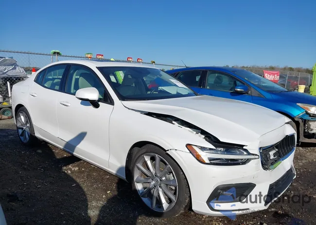 7JR102FK8MG096290: 41498889