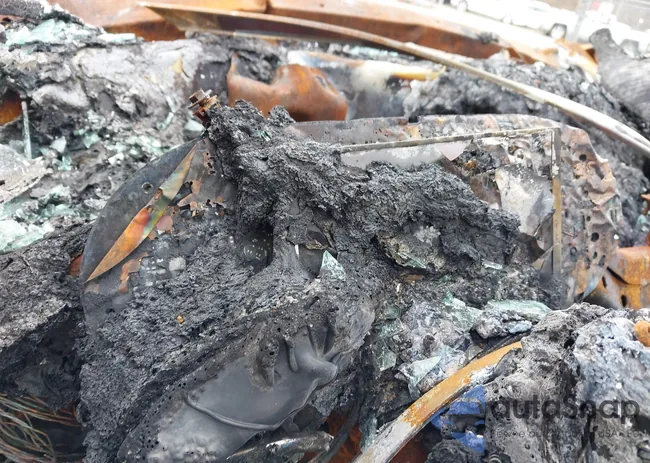 2C3CCARG9HH507095: 41501088