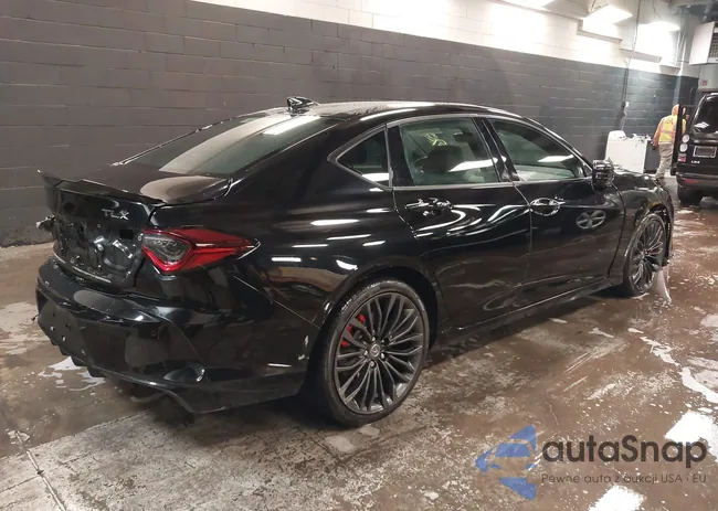 19UUB7F04NA001053: 41500571