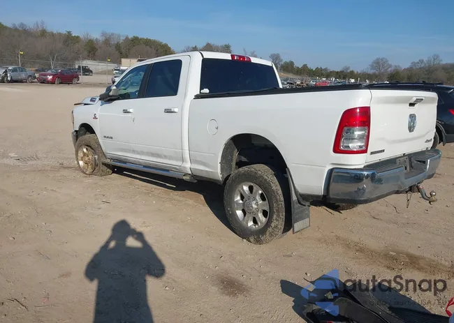 3C6UR5DLXKG669438: 41503329