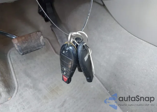 1C4RJFAG8CC219097: 41503860