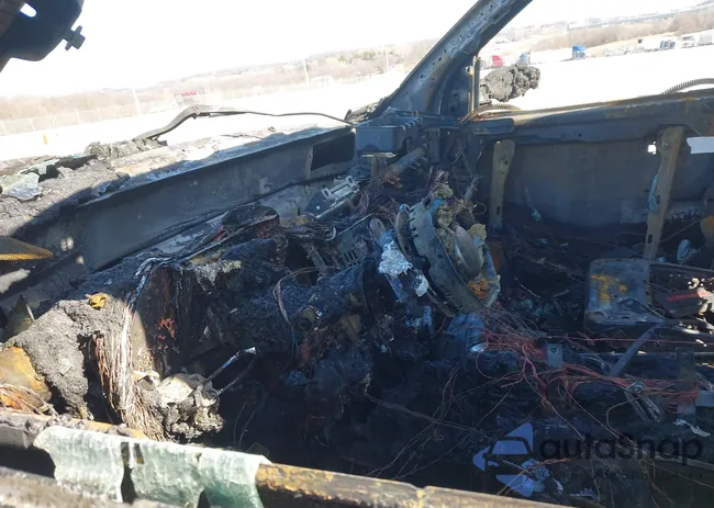 3C6TR5EJ8NG370074: 41505744