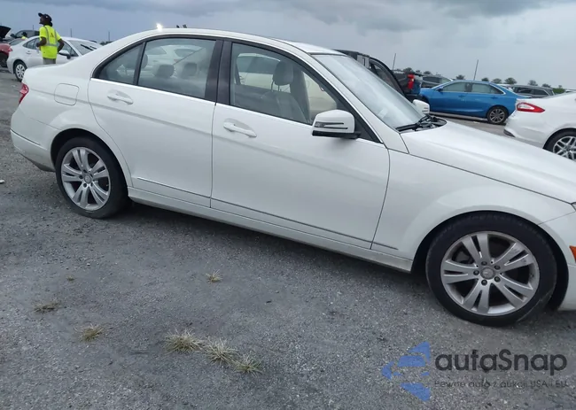 WDDGF5EB9BR149208: 40511516