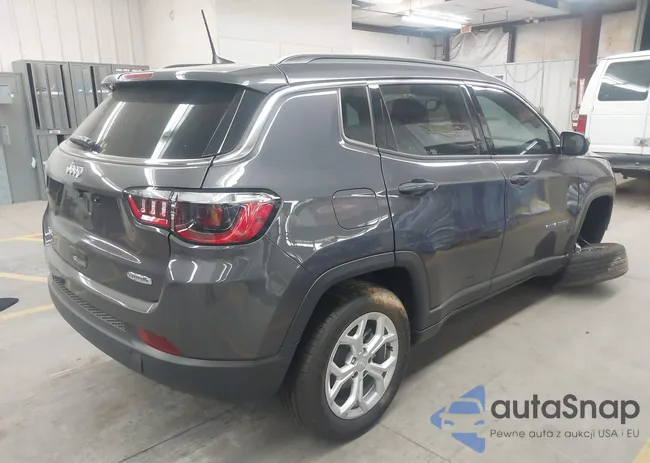 3C4NJDBN7RT125032: 40513733