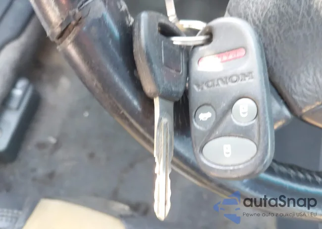 1HGCG32531A004561: 40515143