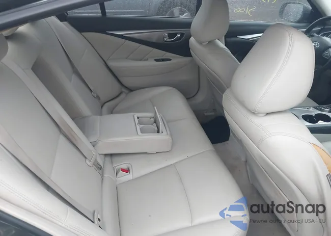 JN1BV7AR3FM417522: 40516452