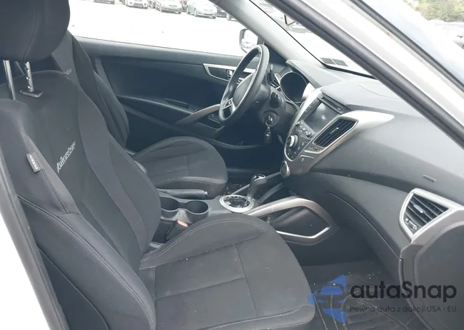 KMHTC6AD9GU260002: 40521137