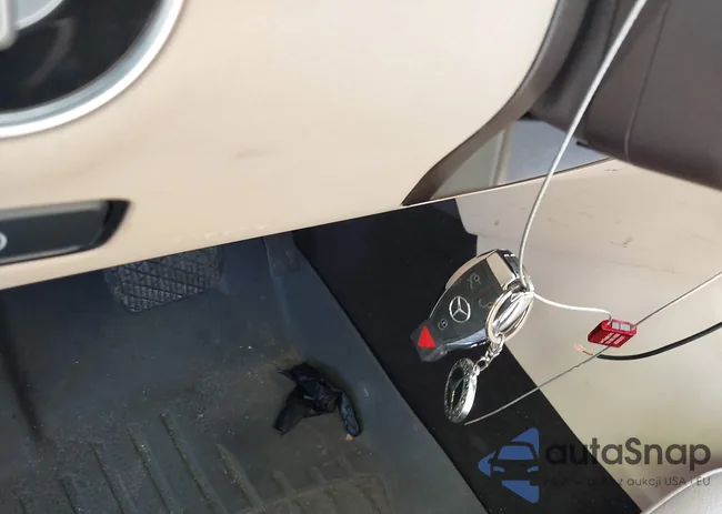 4JGDA5HB4HA947688: 40523300