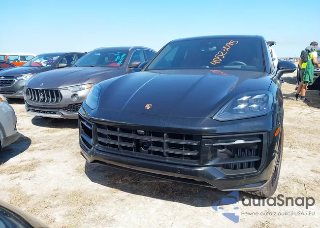 WP1AL2AY7RDA33299: 40526095