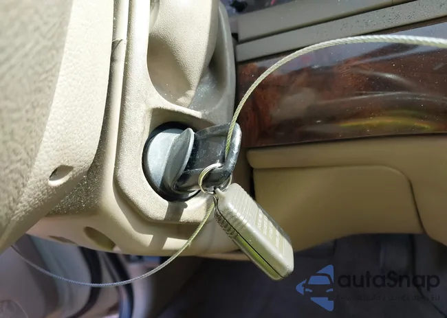 2MEFM74W85X618499: 40528015