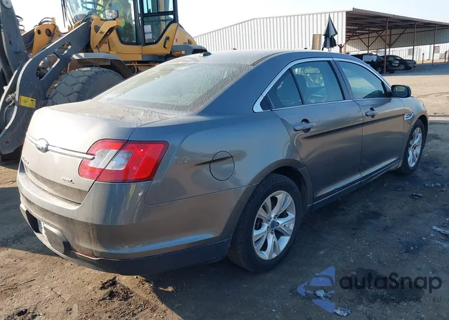 1FAHP2EW1BG158726: 40532402