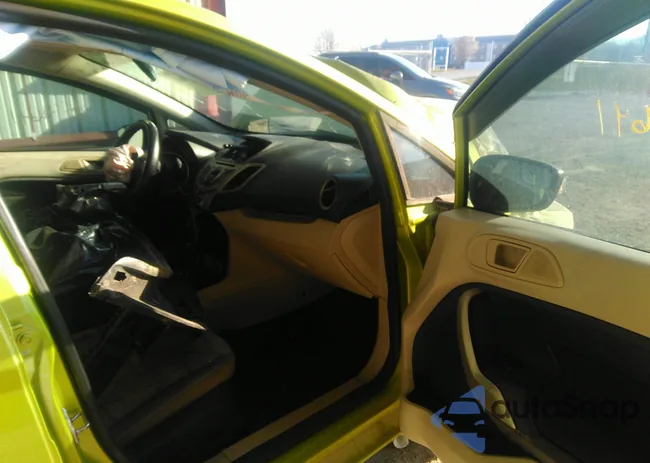 3FADP4EJ5DM192076: 40534641