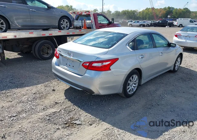 1N4AL3AP1HC472040: 40534985