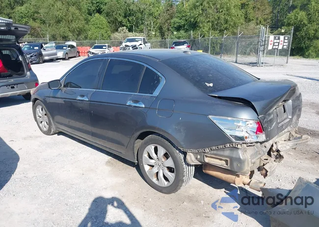 1HGCP36868A061559: 40536150