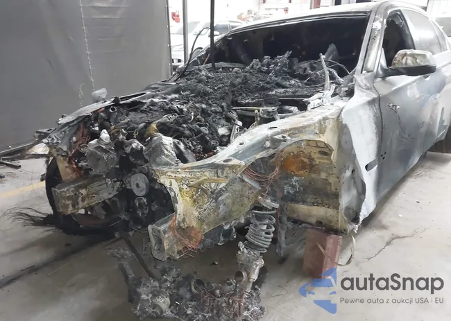 WBAKB8C54CC963461: 40535337