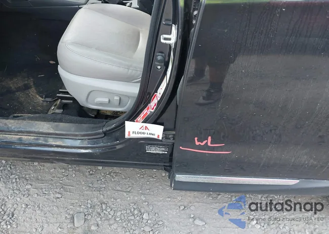 JF2SJAXC5GH522373: 40541358